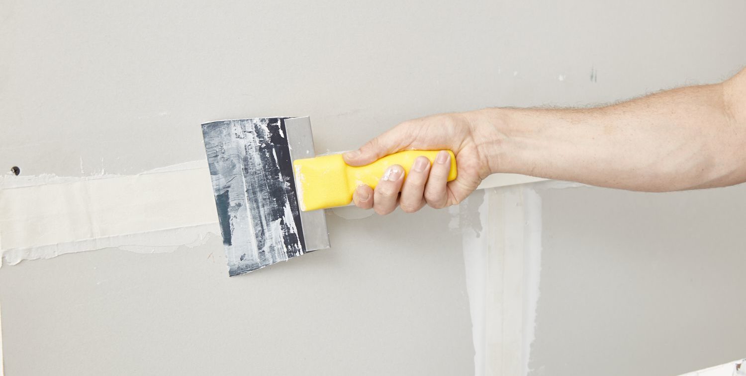 drywall-taping-troubleshooting-1821476_hero-b7fd7ff0497e4421b2b37d58f1a8117f